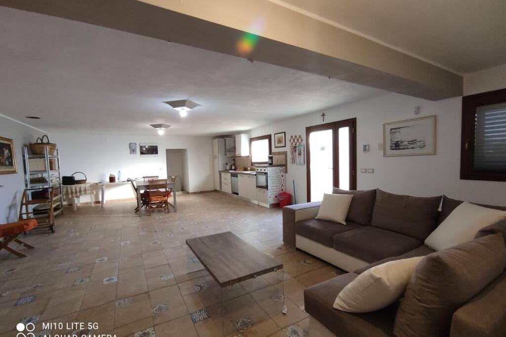 ZimmardoCasa Relax In Periferia Con Ingresso E Parcheggio Privato.公寓 外观 照片